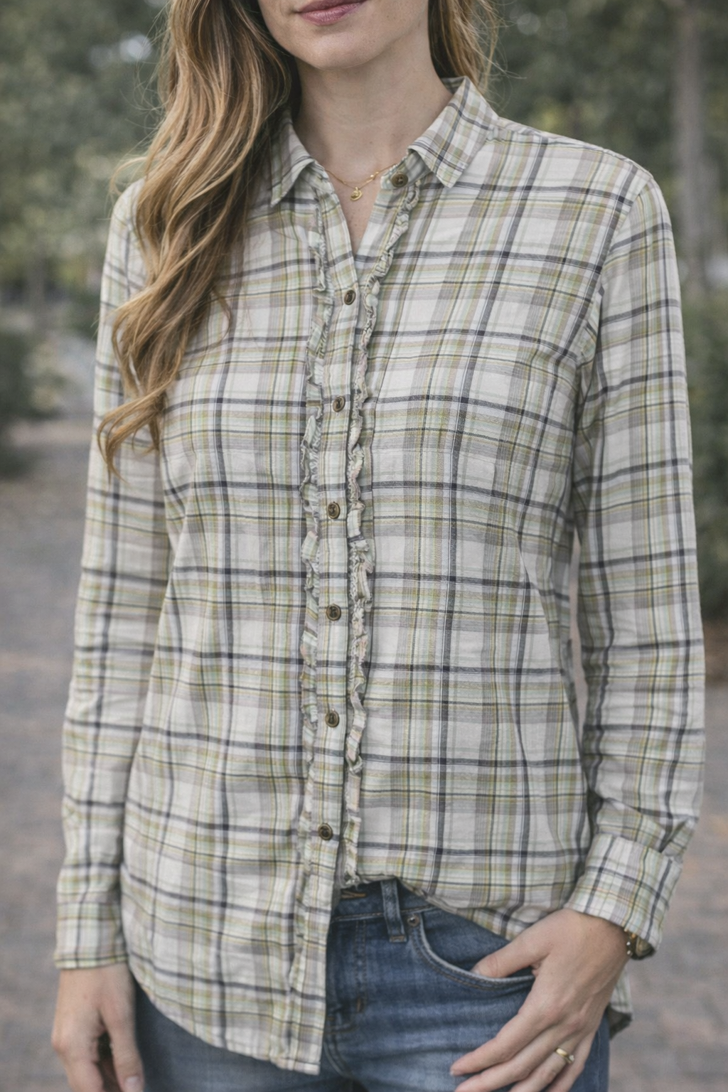 Eddie Bauer — Blouse | Cream plaid, ruffled lace, roll-tab sleeves · Sz L