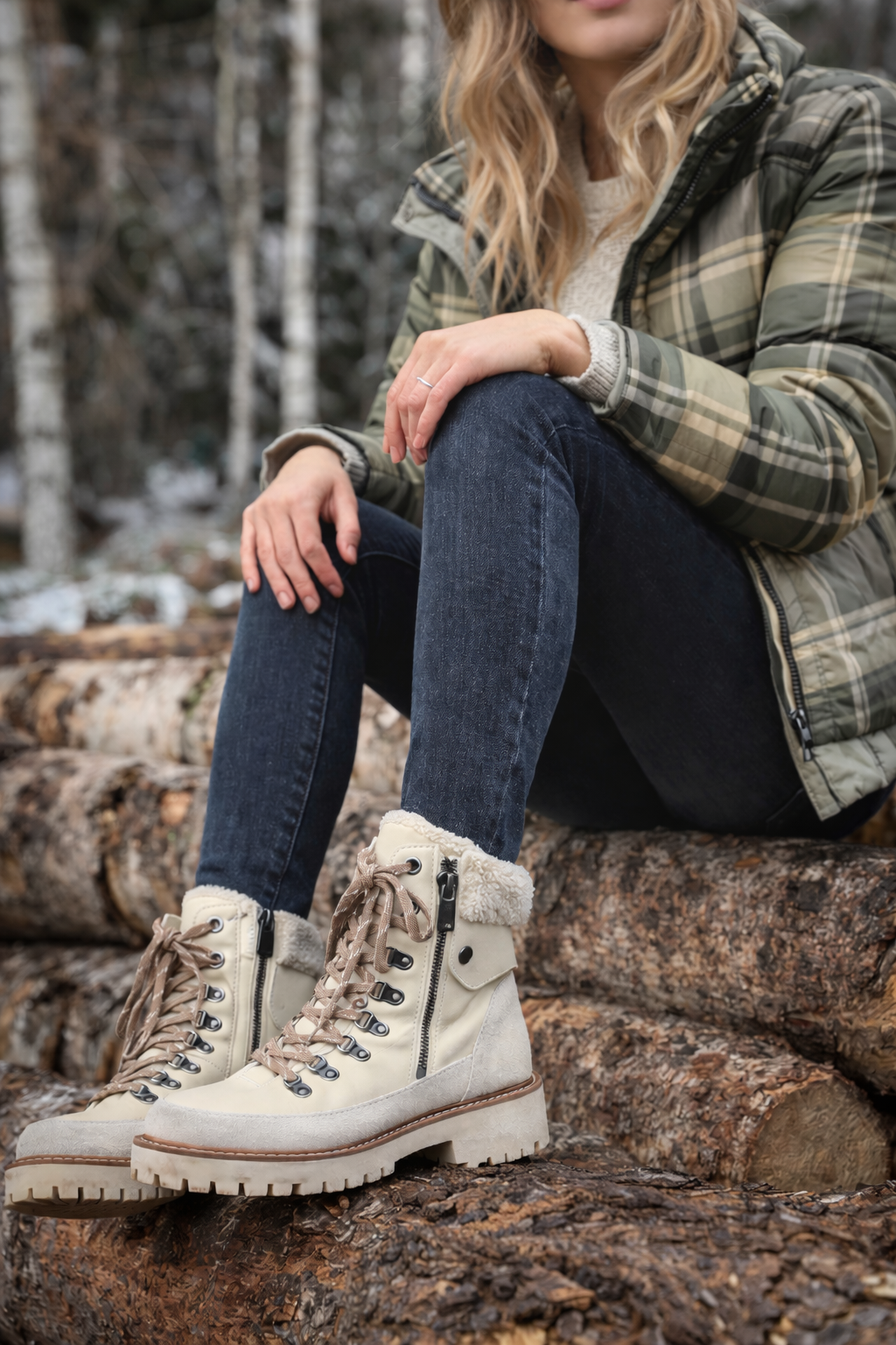 Blondo Natasia Waterproof Ankle Boots Beige Leather Shearling Lined