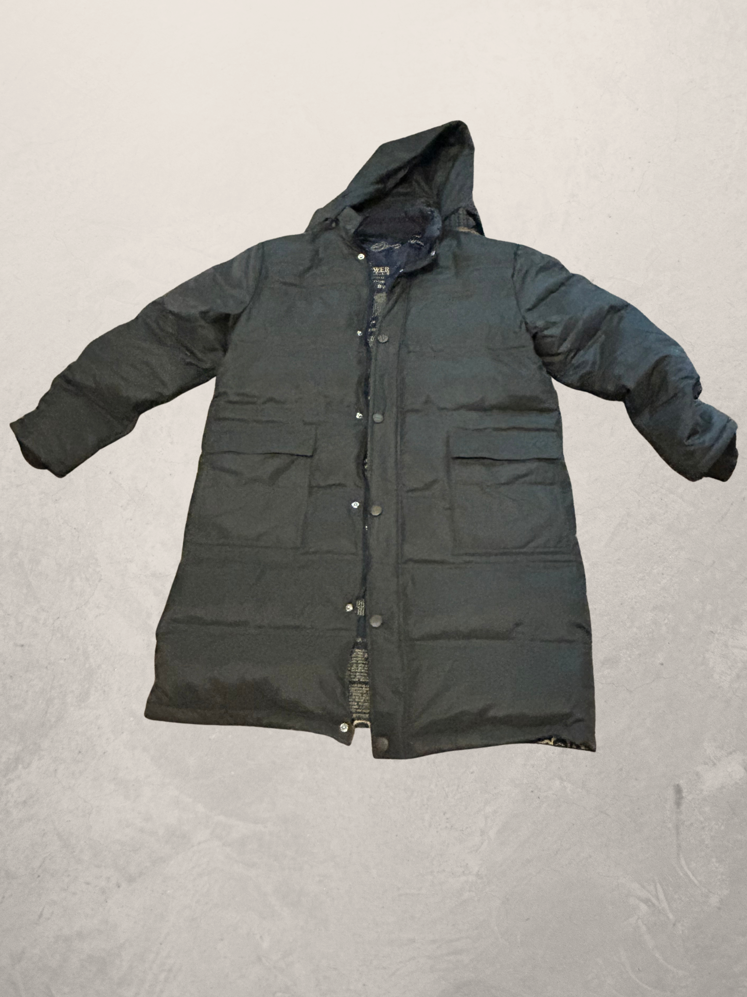 Jingpinfushi — Puffer Coat | Olive utility with a private interior world · Sz OS