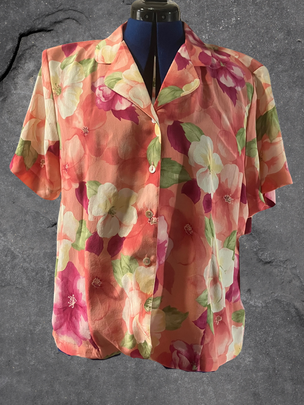 Alfred Dunner — Blouse | Oversized watercolor floral in 100% silk · Sz 18P