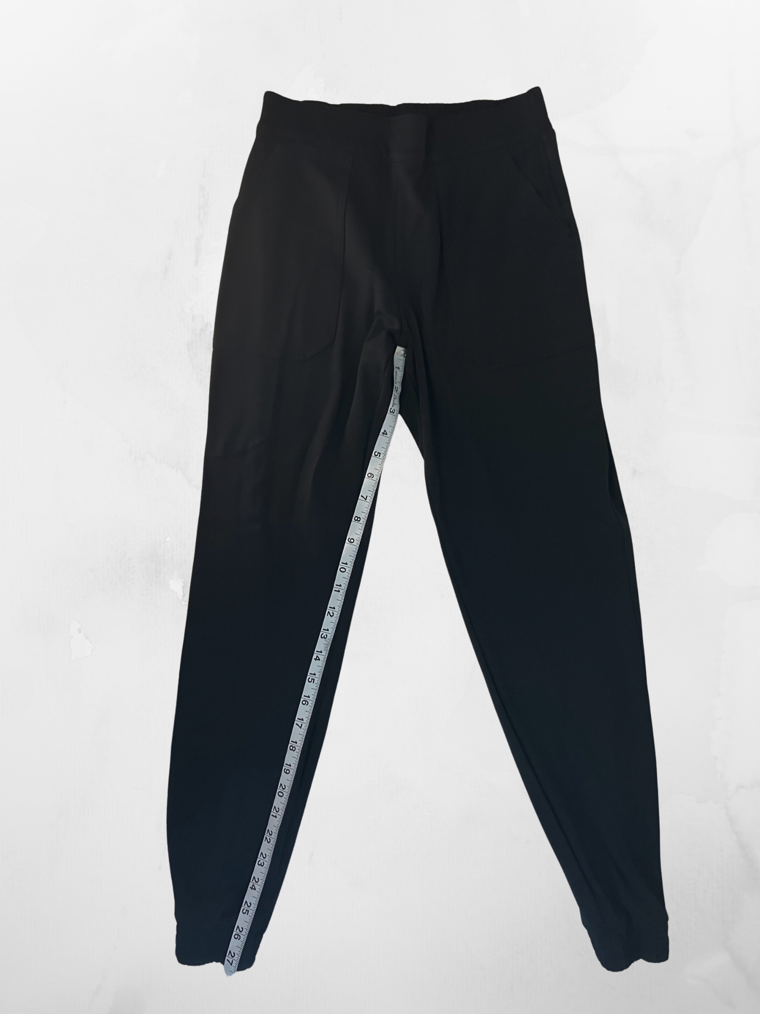 Spanx — Trouser | Deep black, high-rise tapered leg · Sz M