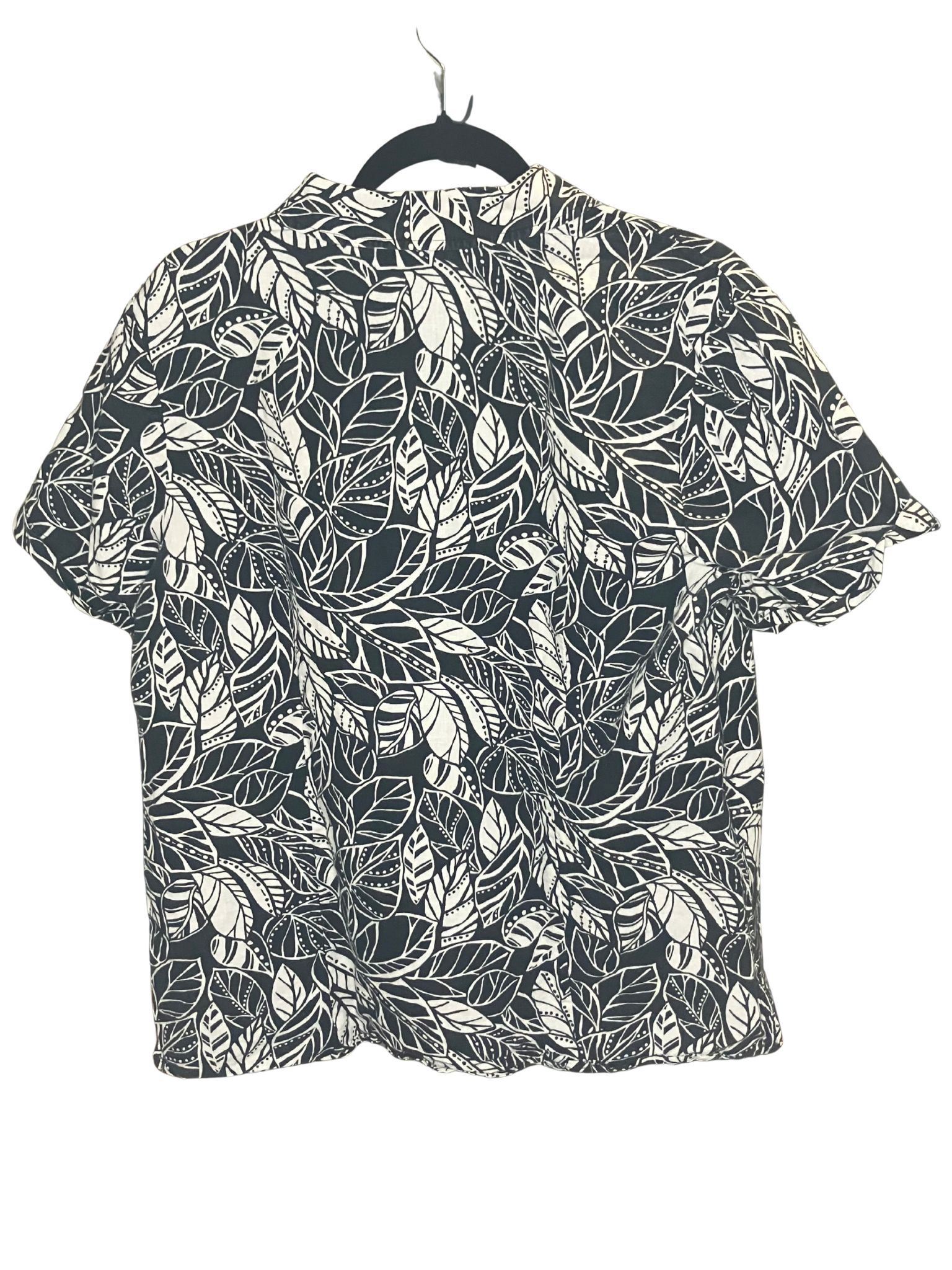 Croft & Barrow Tropical Leaf Print Top Size M Linen Cotton Black White Short