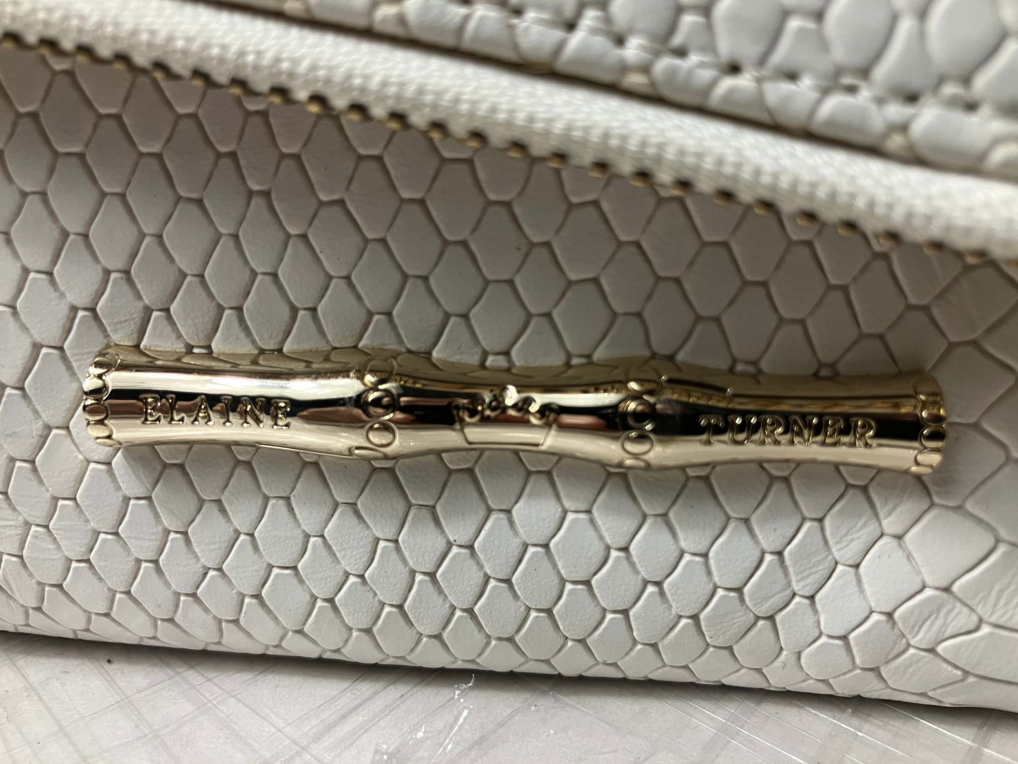 Elaine Turner White Snake-Embossed Envelope Clutch – Gold Hardware – NWT
