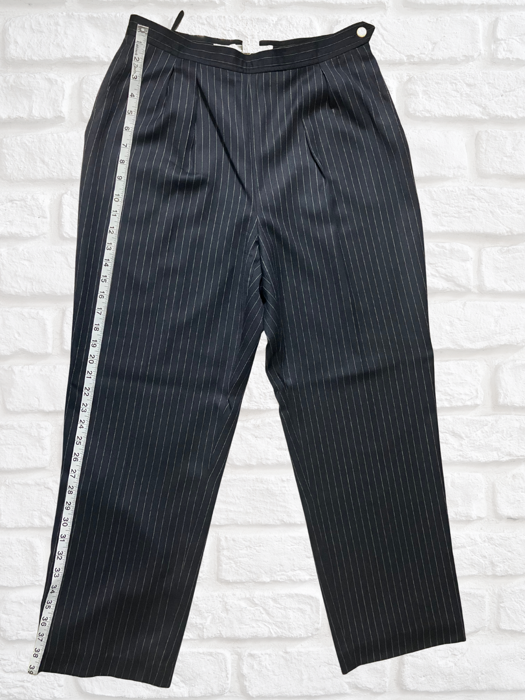 Jones New York — Tailored Pants | Navy pinstripe, wool blend, made in the U.S.A. · Sz 12P