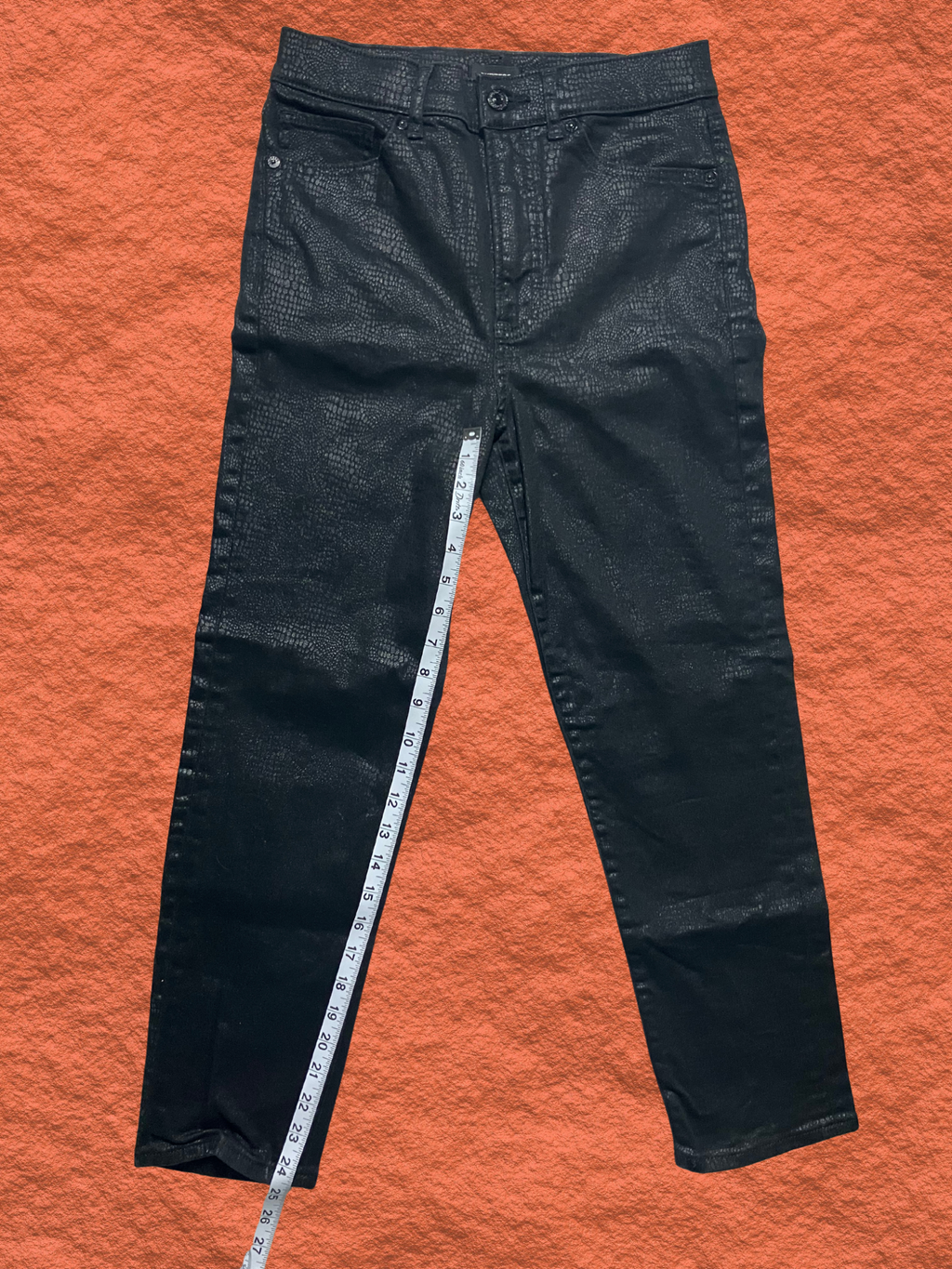 Express — Jeans | Black croc-embossed high-rise, coated denim · Sz 4