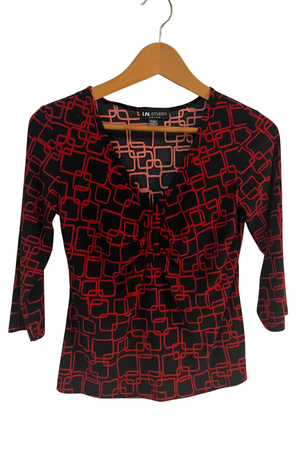 I.N. Studio Petite Black Red Geometric Print V-Neck Top Size P/M Made in USA