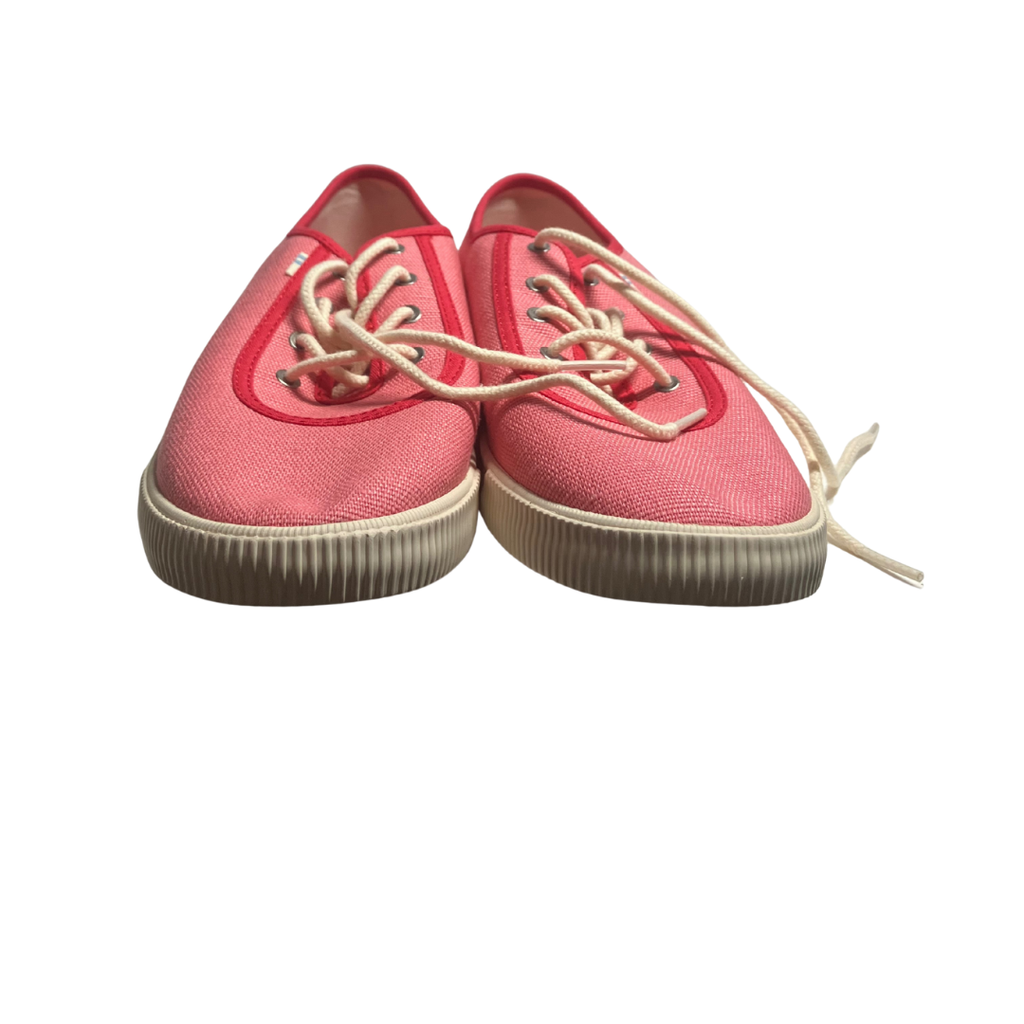 Toms — Sneaker | Coral canvas, carried with intention · Sz W9
