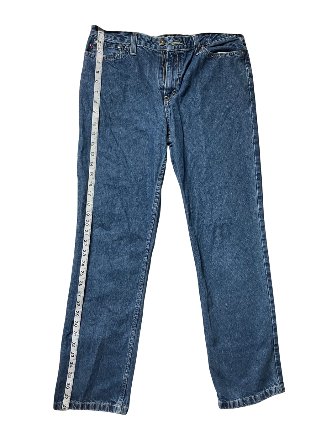 Tommy Hilfiger — Straight Leg Jeans | Medium blue wash, 100% cotton, Y2K archive 2004 · Sz 6