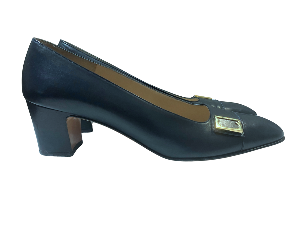 Salvatore Ferragamo Vara Navy Blue Block Heel Pumps Square Toe Gancini Italy