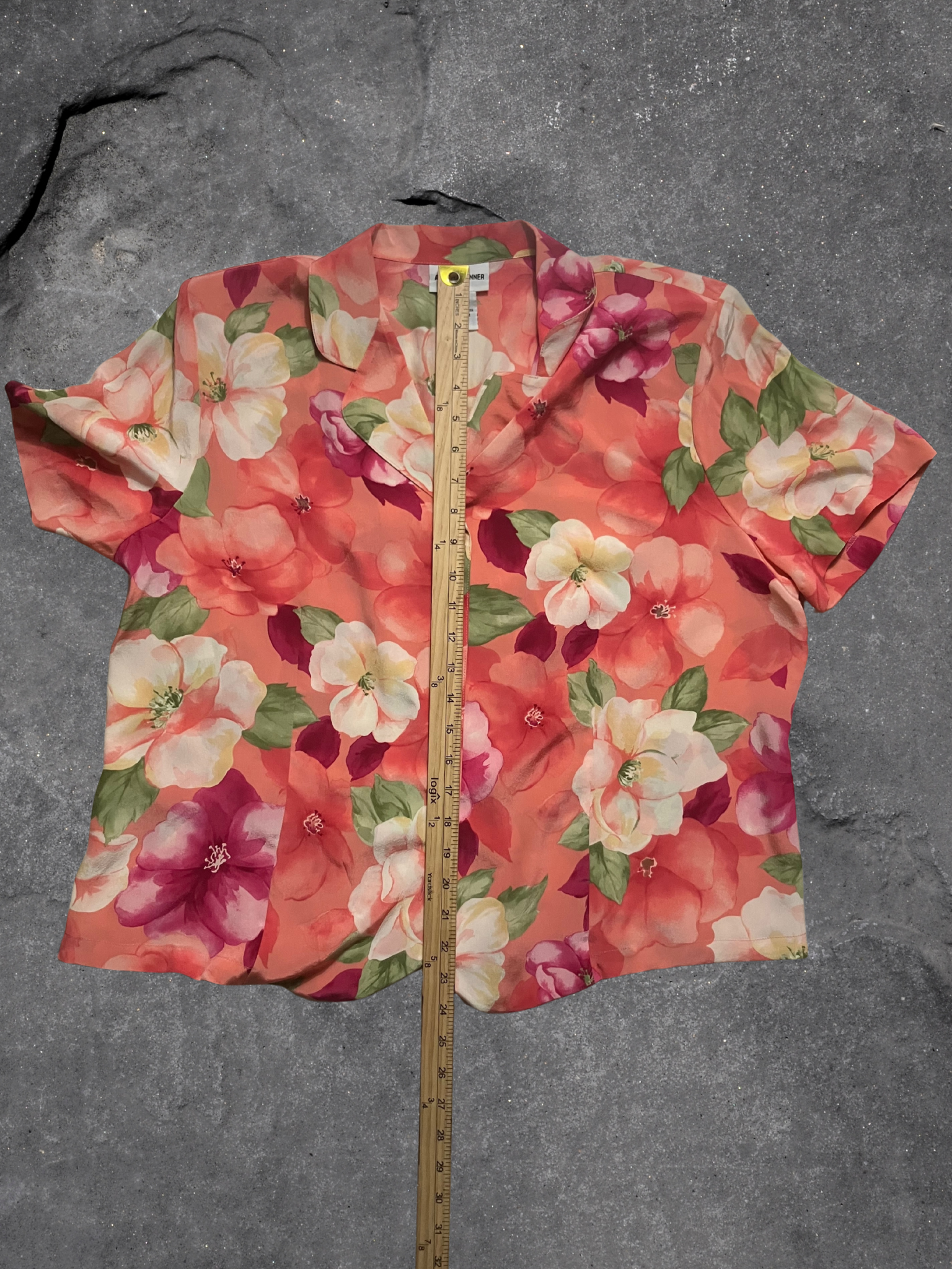 Alfred Dunner — Blouse | Silk doesn't apologize — and neither does this print · Sz 18P