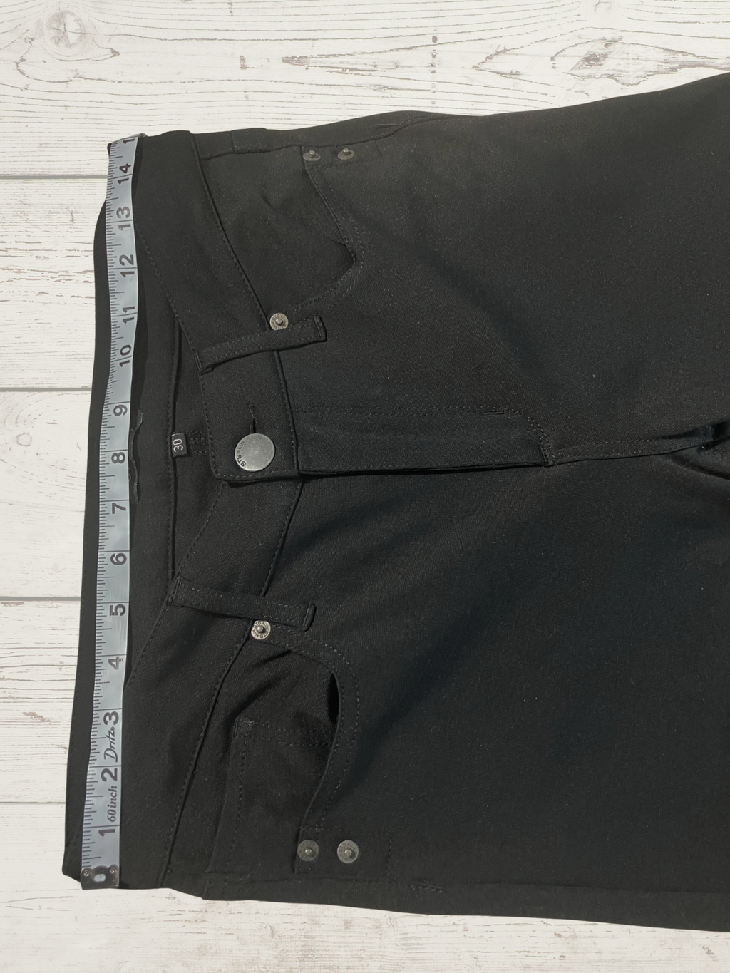 STS Blue — Skinny Jeans | Deep black, stretch denim with silver rivet detail · Sz 30
