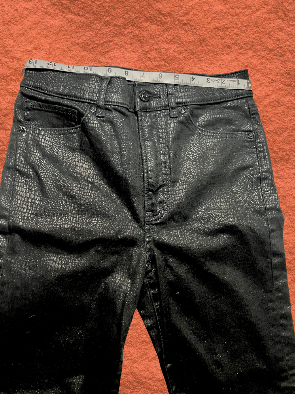 Express — Jeans | Black croc-embossed high-rise, coated denim · Sz 4