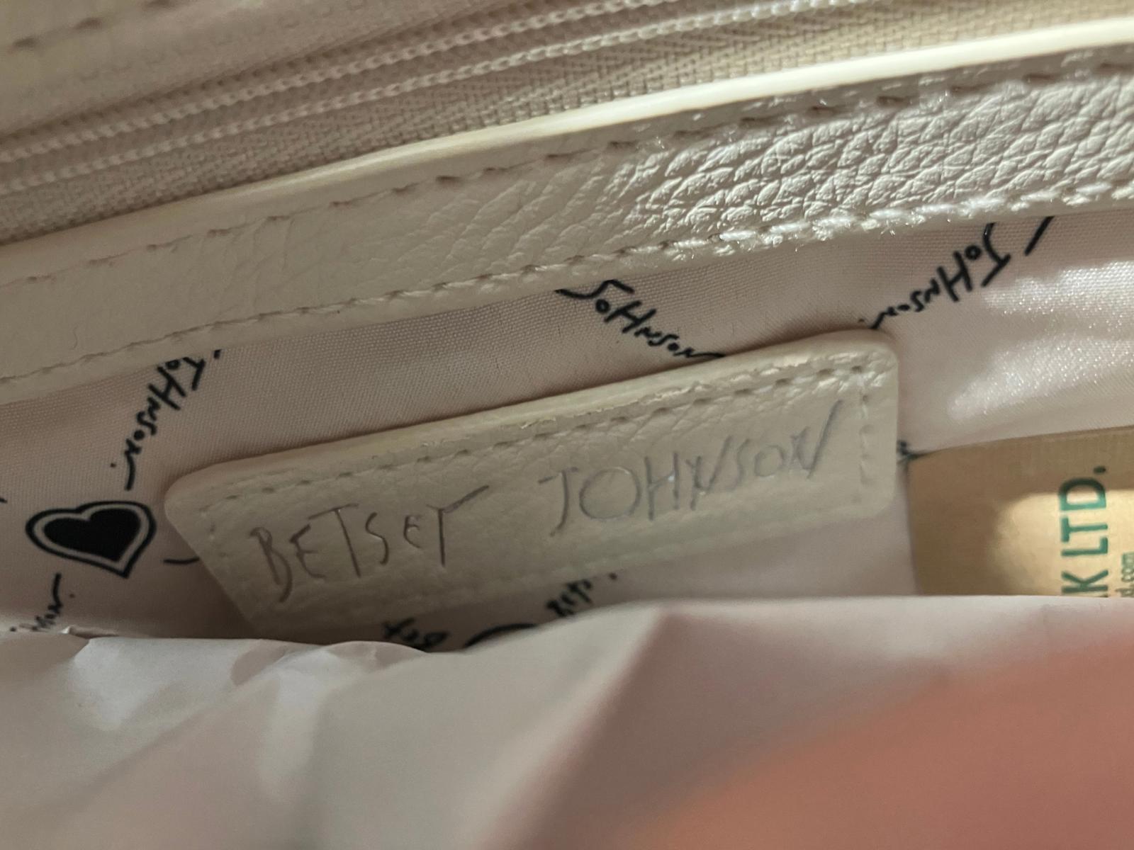 Betsey Johnson Embossed Skull Crossbody Bag - Cream