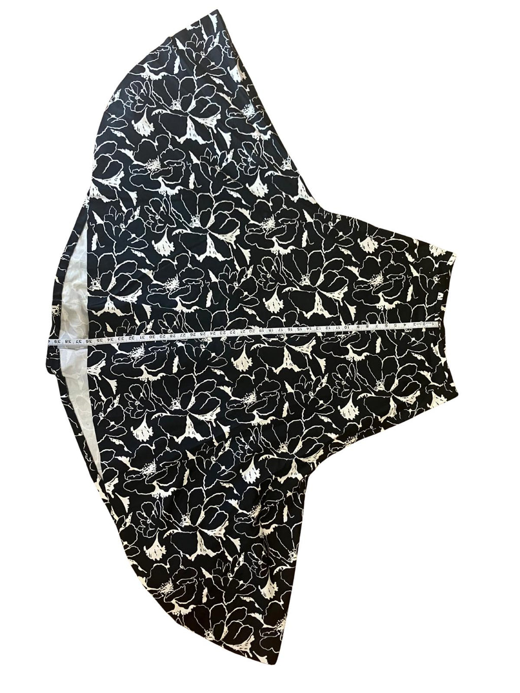 The J. Peterman Company — Skirt | Abstract floral cotton, asymmetric hem · Sz 14