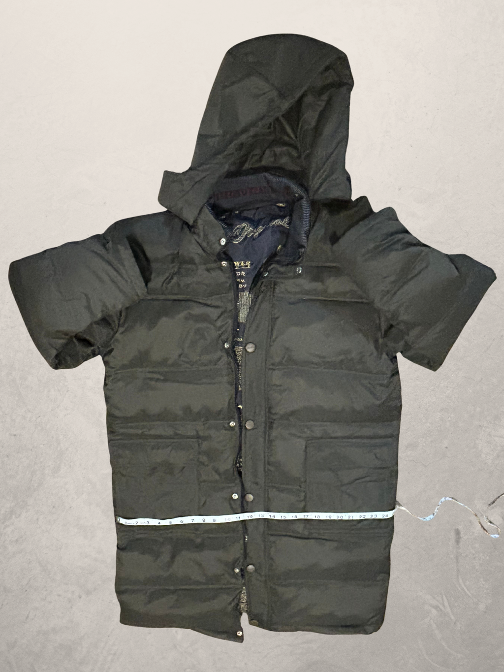 Jingpinfushi — Puffer Coat | Olive utility with a private interior world · Sz OS