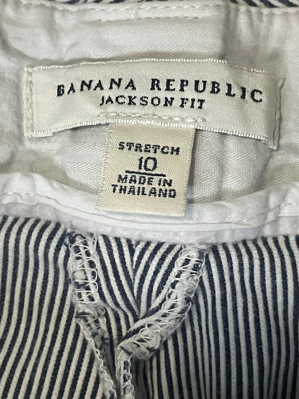 Banana Republic Jackson Fit Cropped Pants Size 10 – Navy Pinstripe Stretch