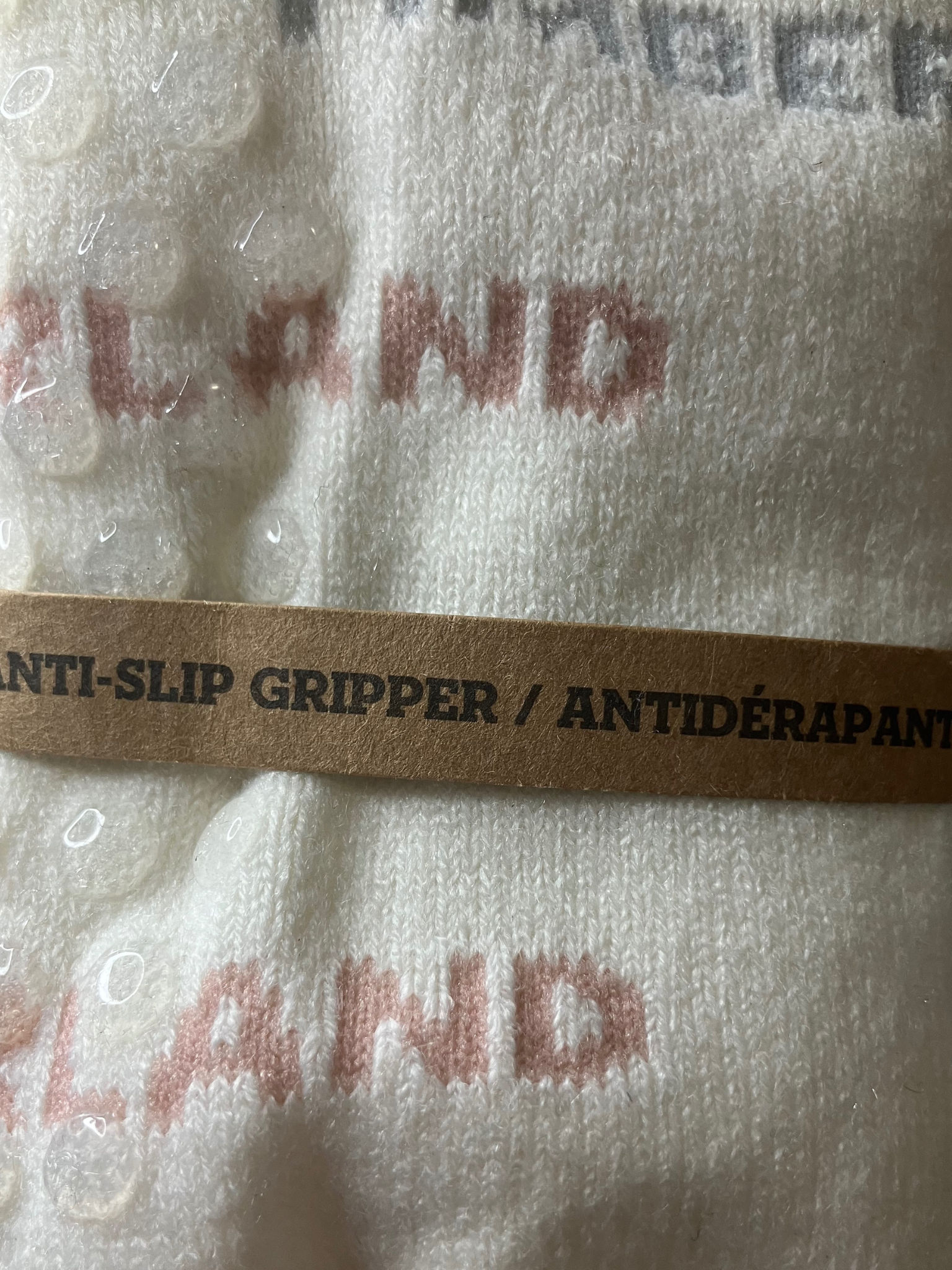 Timberland Women's Cabin Socks 2-Pack – Sherpa Fleece Slipper Socks Cream