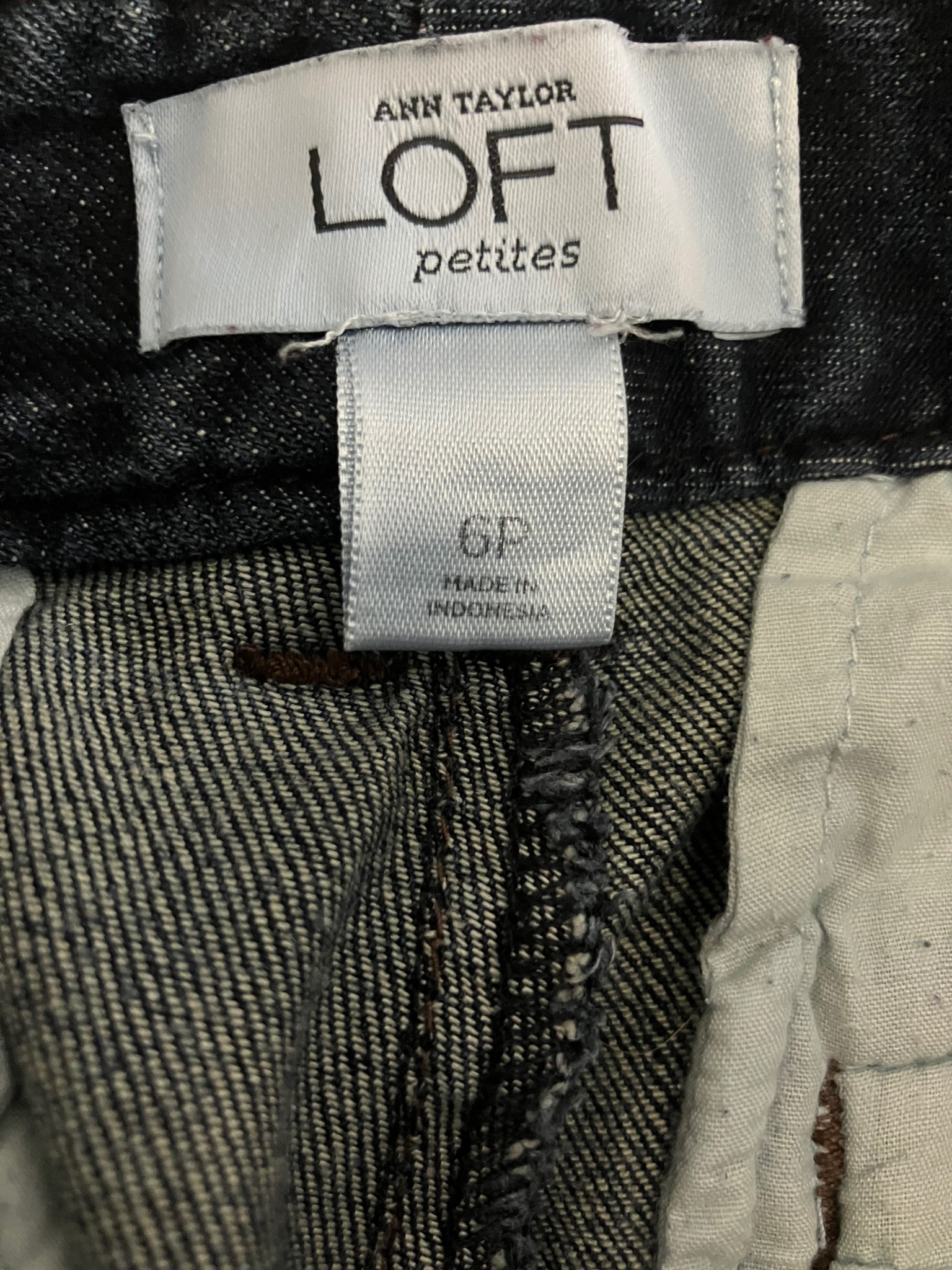 Ann Taylor LOFT Petites Dark Wash Straight Leg Jeans Size 6P Cotton Stretch