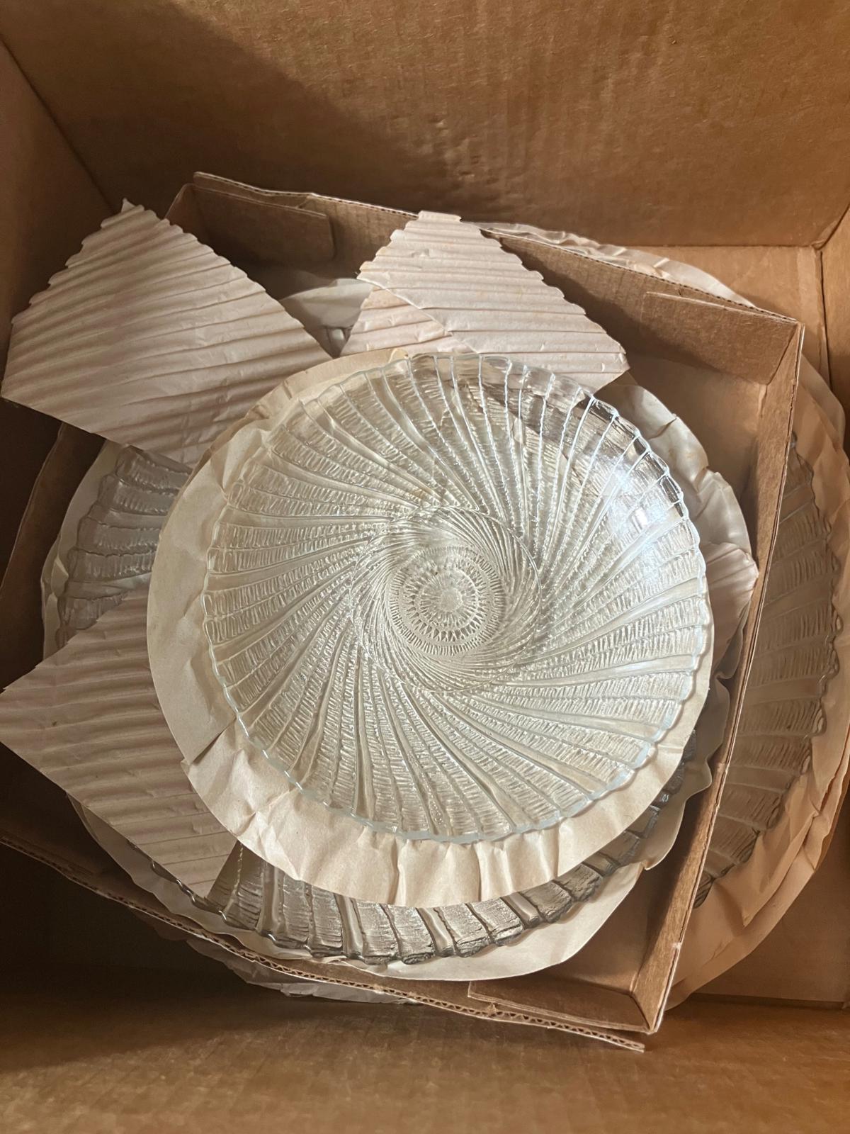 Arcoroc Seabreeze 16-Piece Glassware Dinnerware Set by J.G. Durand