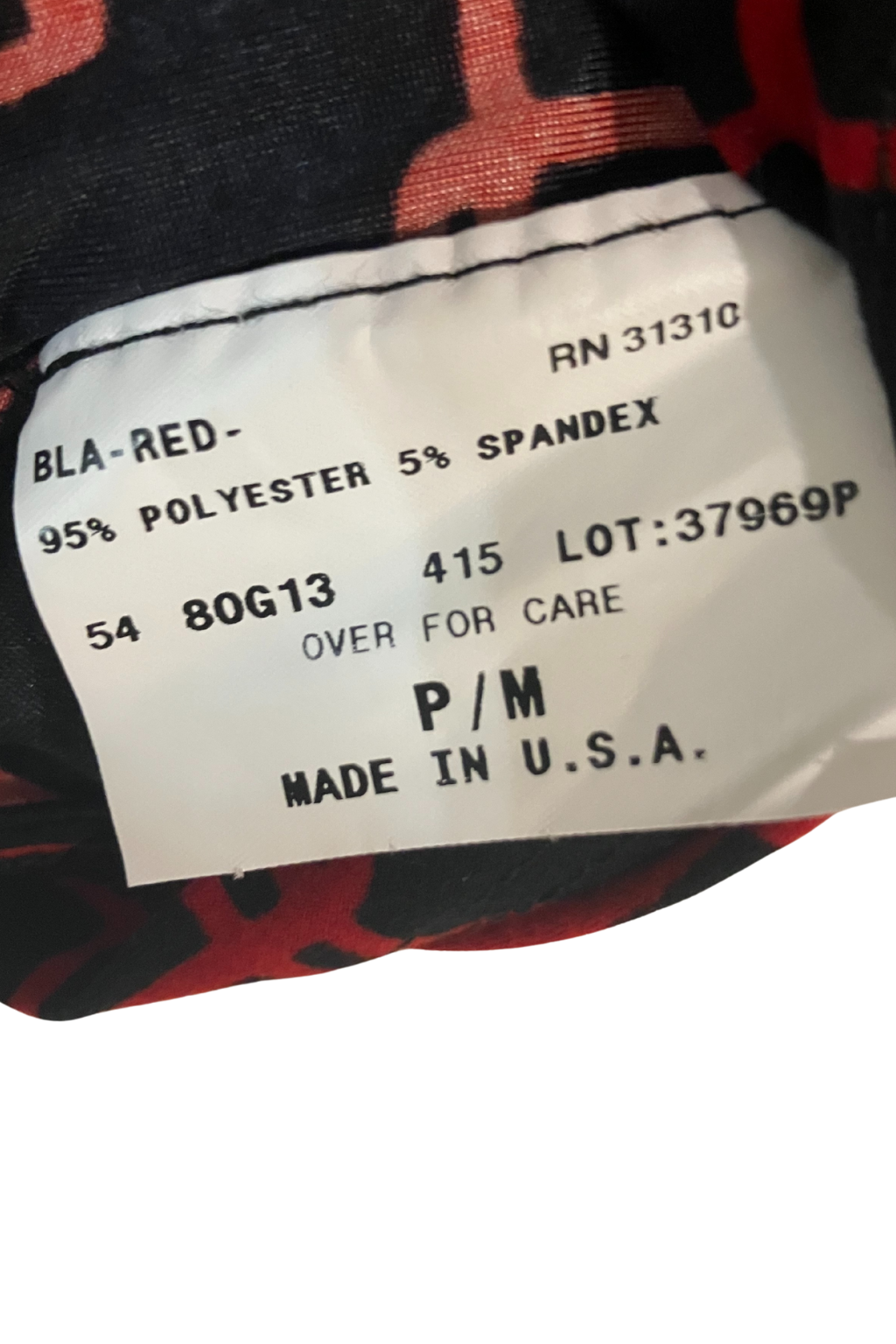 I.N. Studio Petite Black Red Geometric Print V-Neck Top Size P/M Made in USA