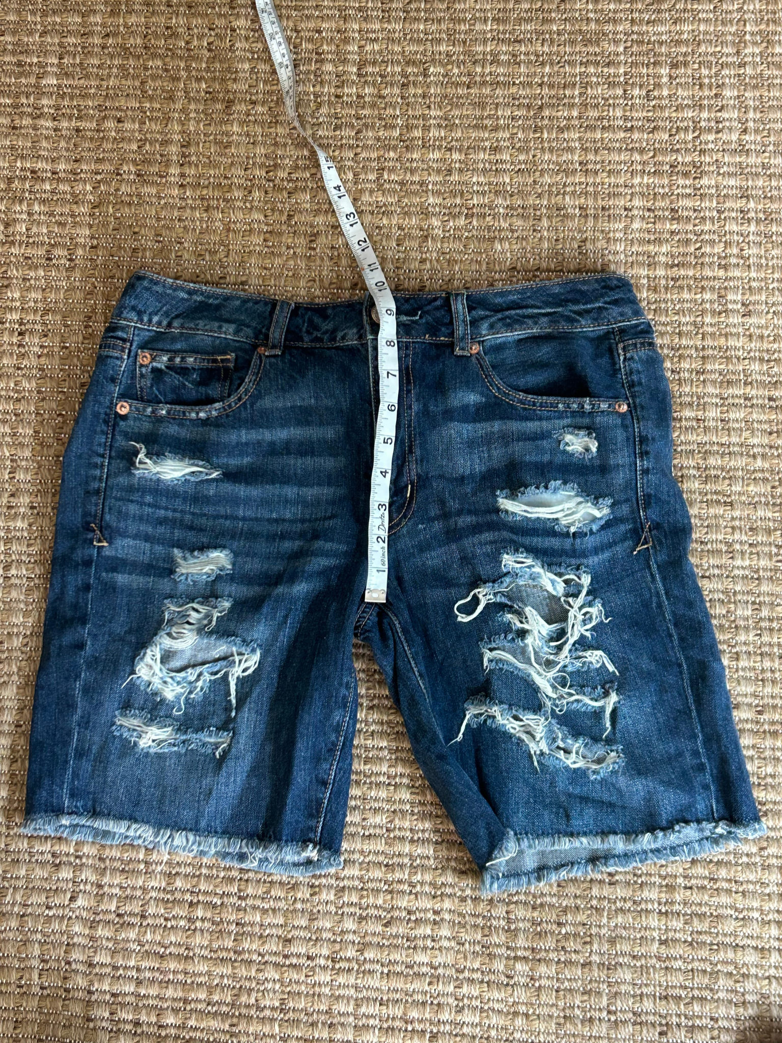 American Eagle Outfitters — Shorts | Distressed on purpose. Undone by design. That's the difference. · Sz US 8