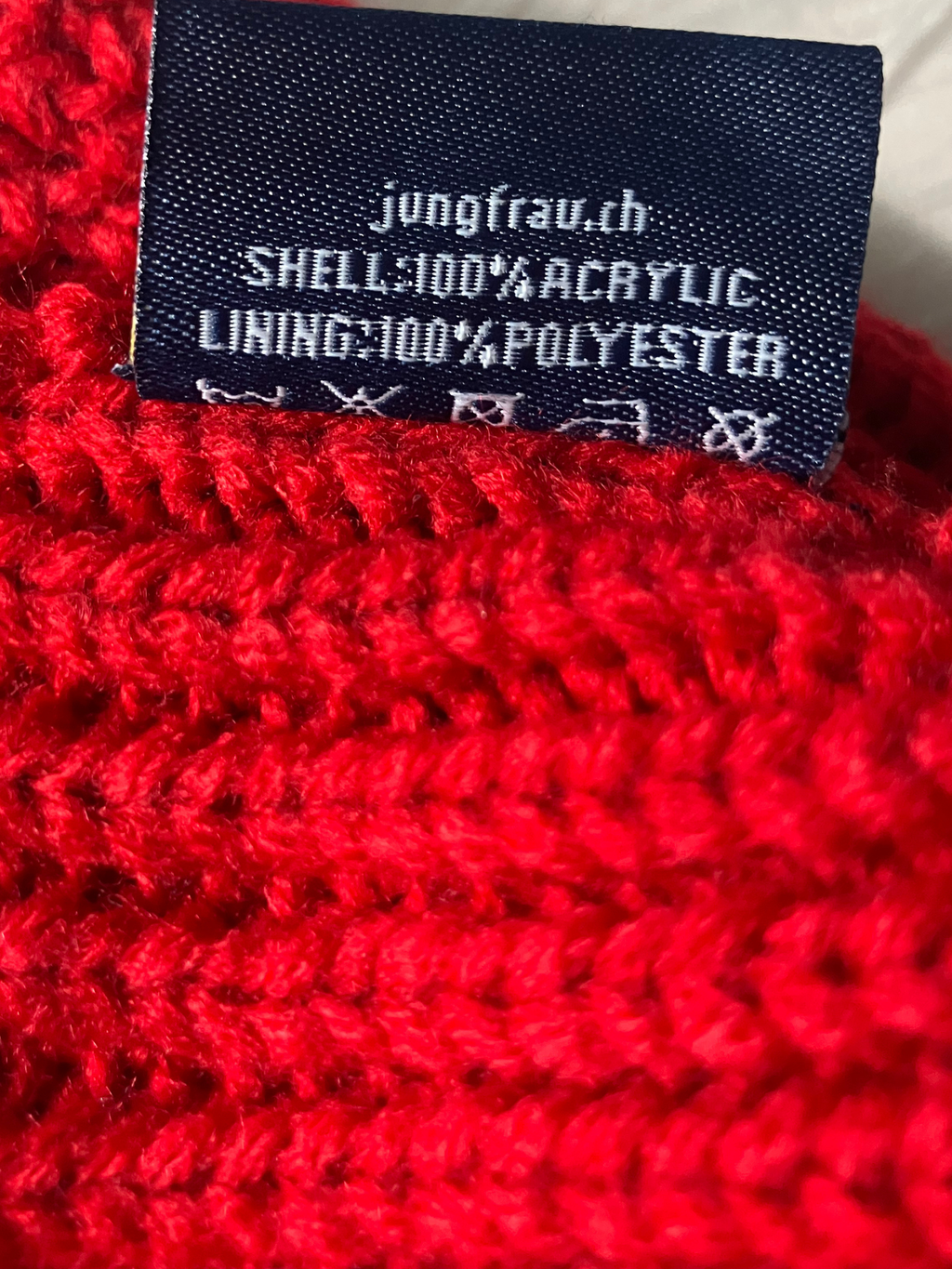 Jungfraujoch — Knit Hat | Swiss cross embroidery, fleece-lined, never worn · Sz OS
