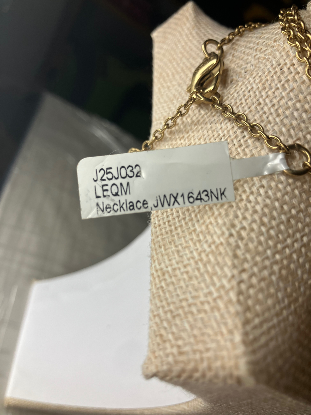 St. John Statement Necklace JWX1643NK Emerald Crystal Pearl Gold Pendant