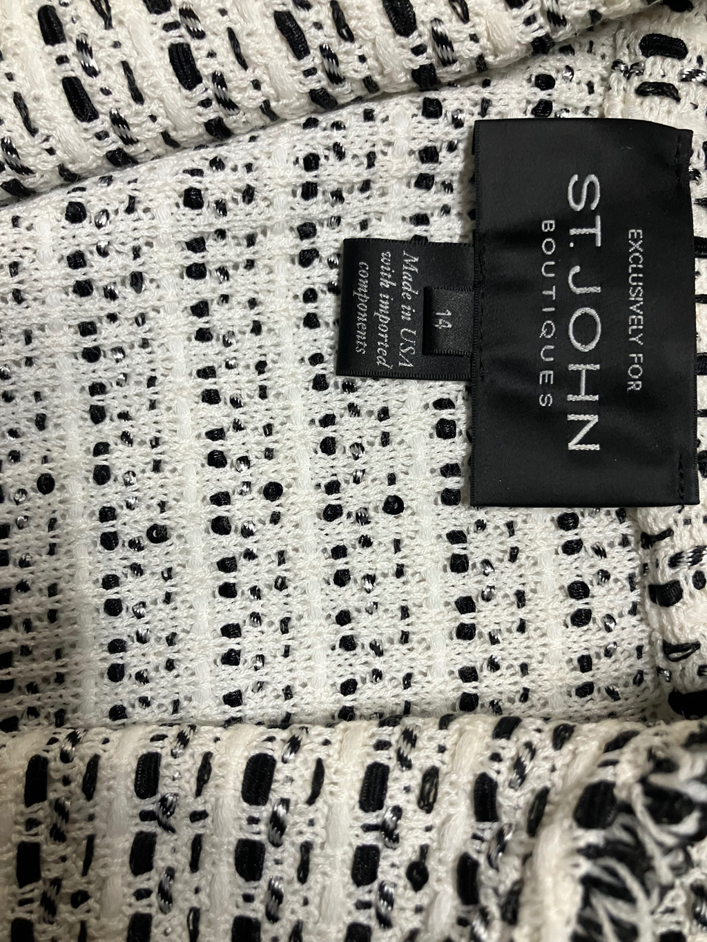 St. John Boutiques Ivory Black Boucle Knit Open-Front Jacket Size 14