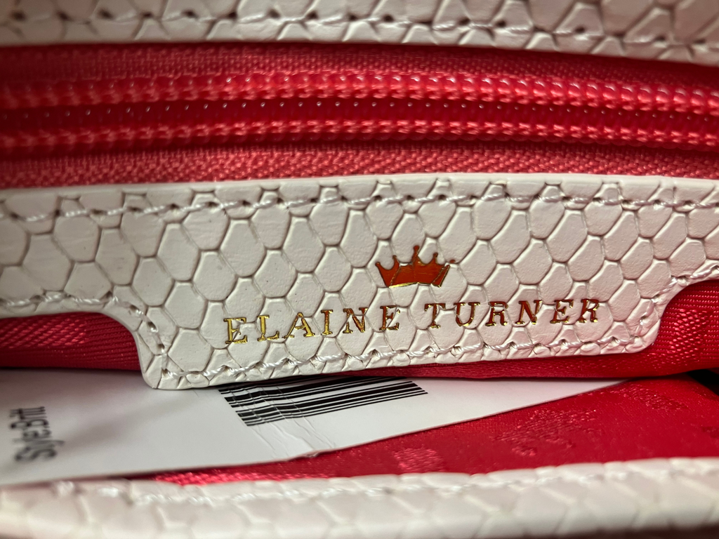 Elaine Turner White Snake-Embossed Envelope Clutch – Gold Hardware – NWT