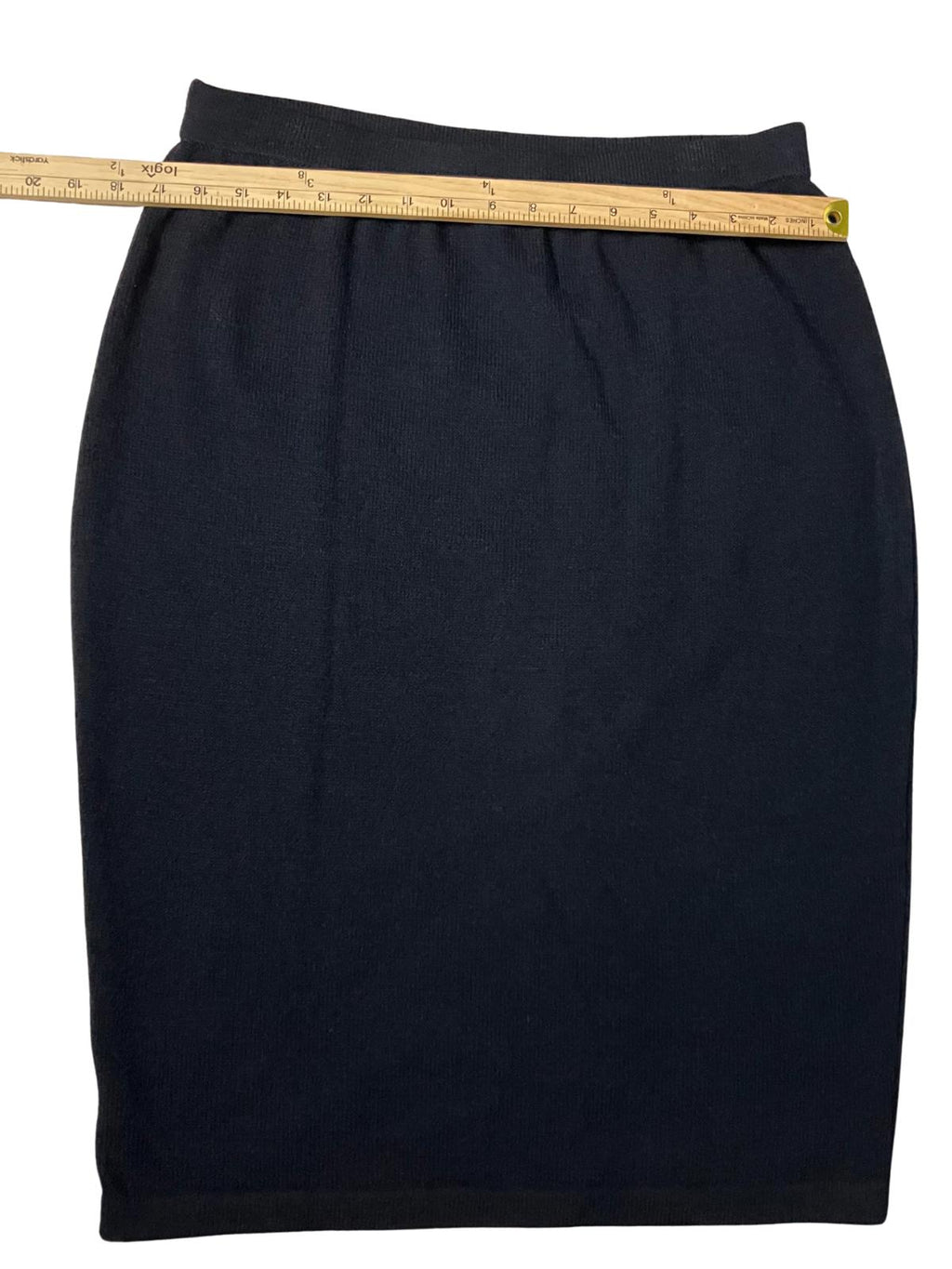 St. John — Skirt | VGC · Sz 14