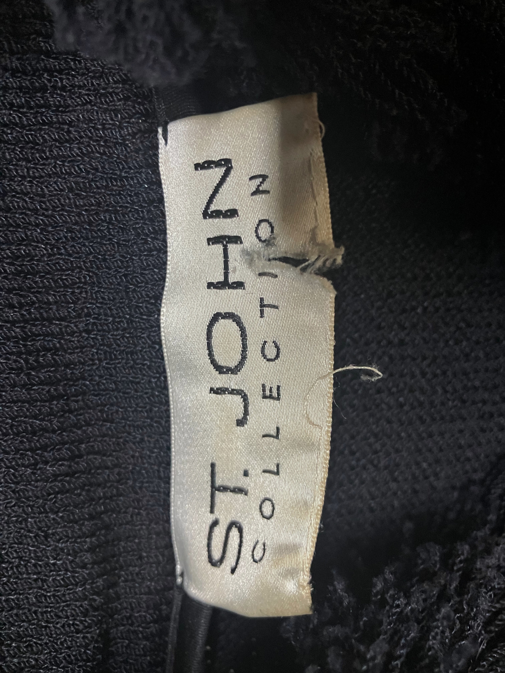 St. John Collection Black Wool Knit Long Coat Fringe Detail Size 0