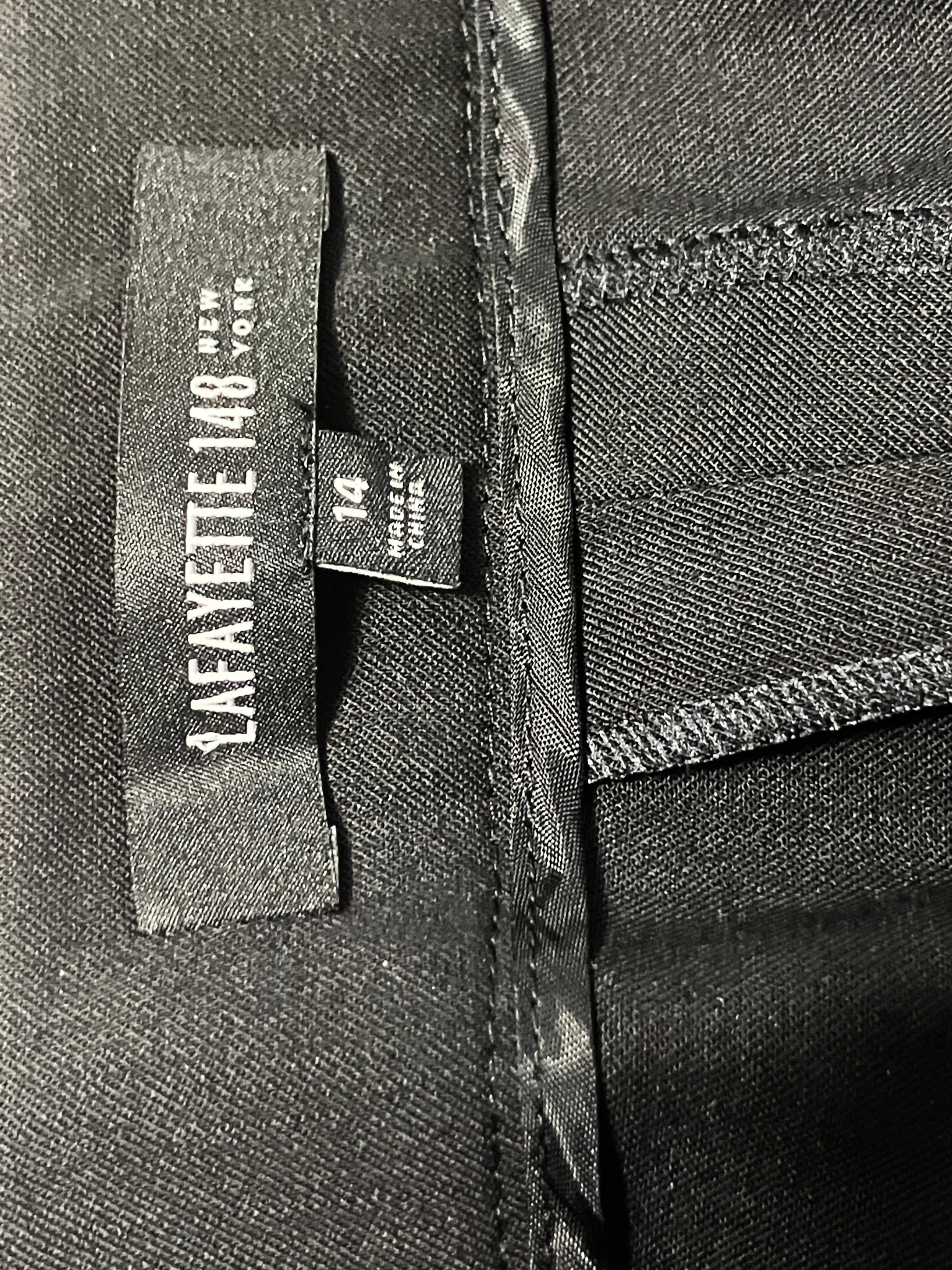 Lafayette 148 New York — Tailored Wool Pants | Deep black, pleated front · Sz 14