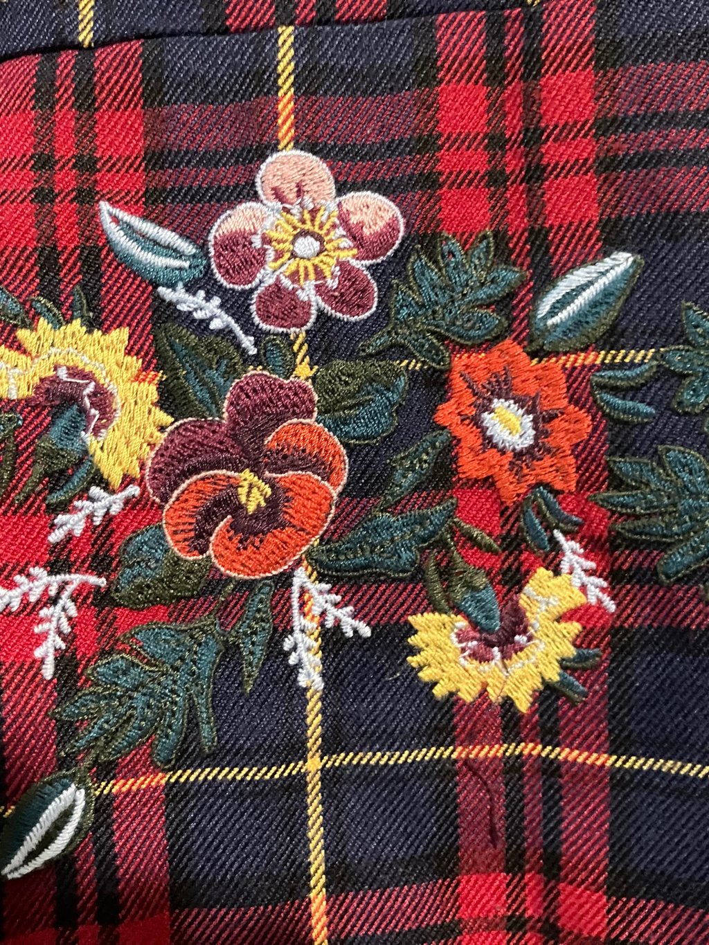 Haute Rogue Embroidered Floral Plaid Button-Up Shirt Size M