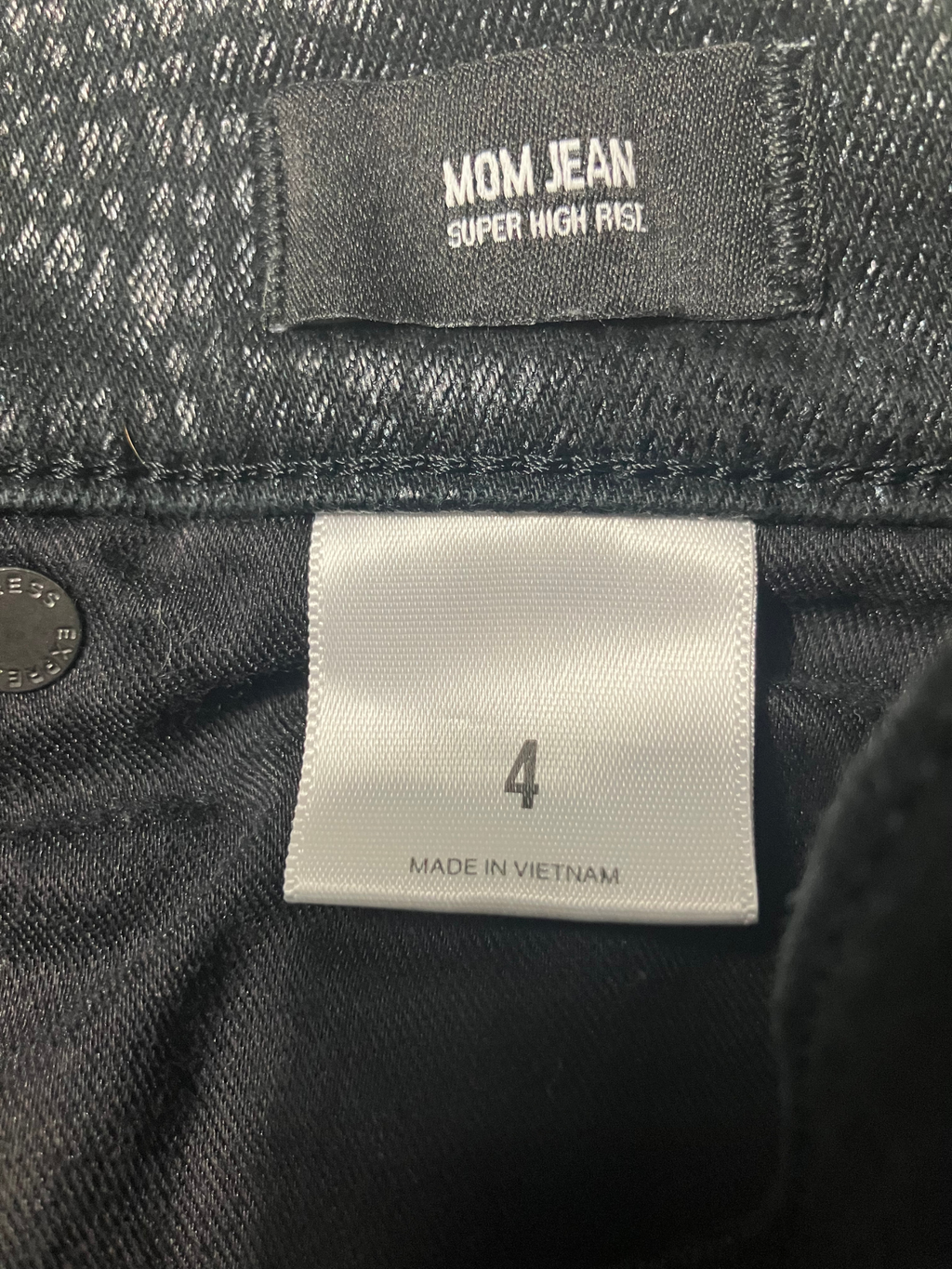 Express — Jeans | Black croc-embossed high-rise, coated denim · Sz 4