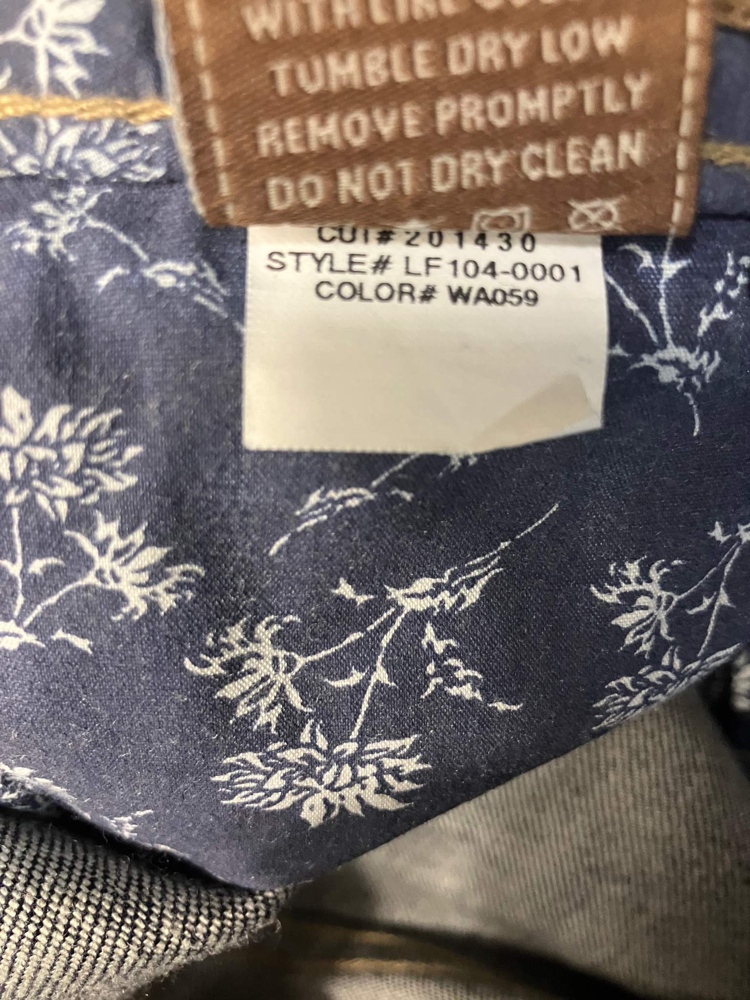 Paige Hollywood Hills Bootcut Jeans Dark Wash Mid-Rise Size 24