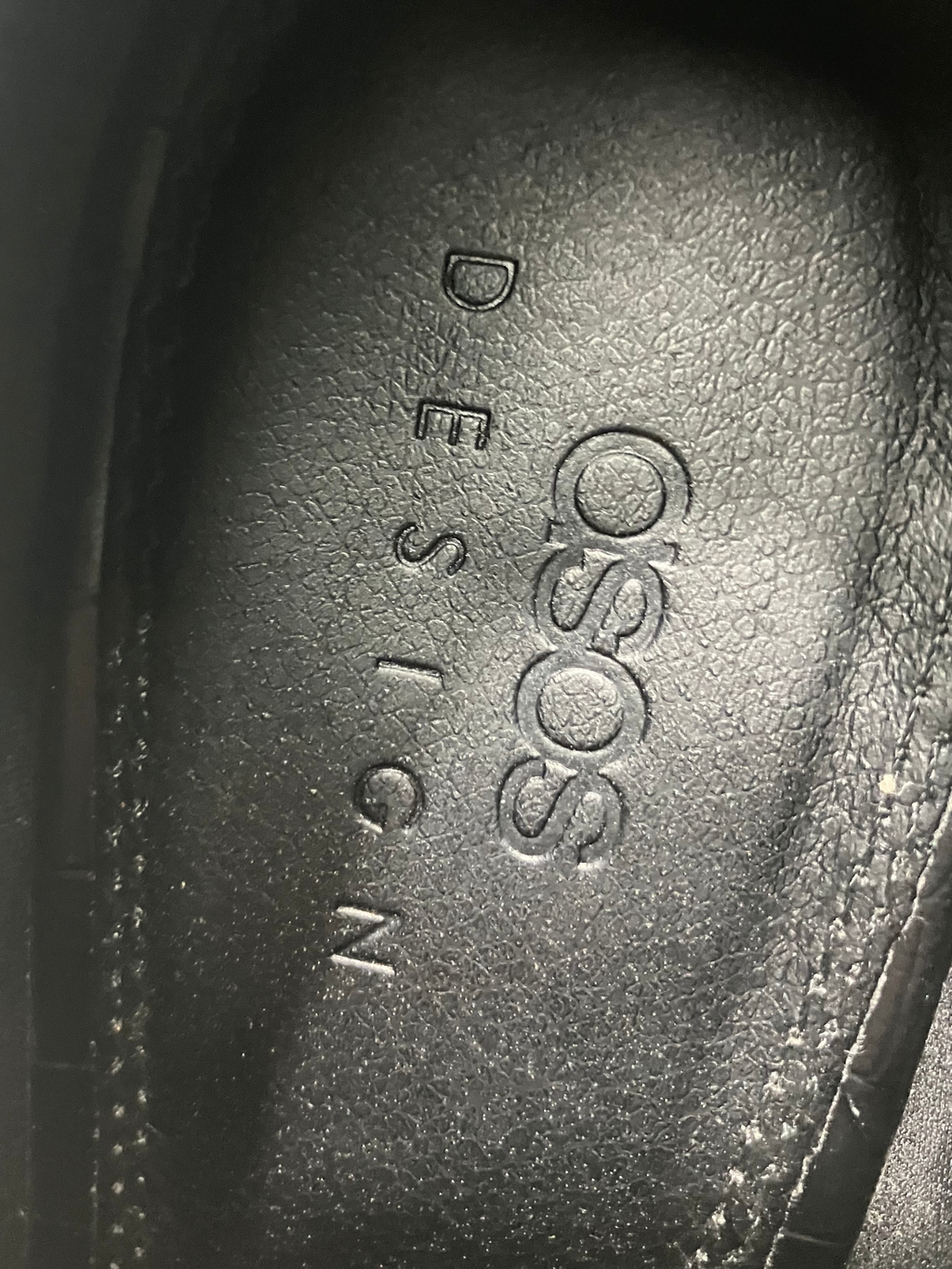 ASOS — Platform Penny Loafer | Croc-embossed block heel in black · Sz 6