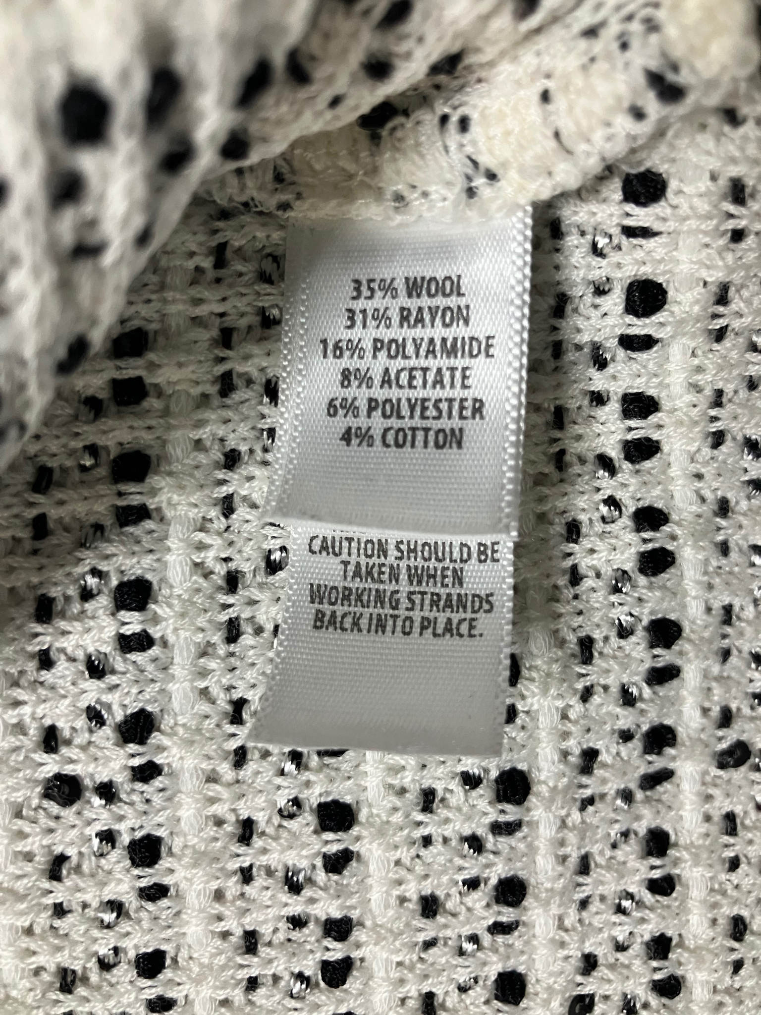 St. John Boutiques Ivory Black Boucle Knit Open-Front Jacket Size 14