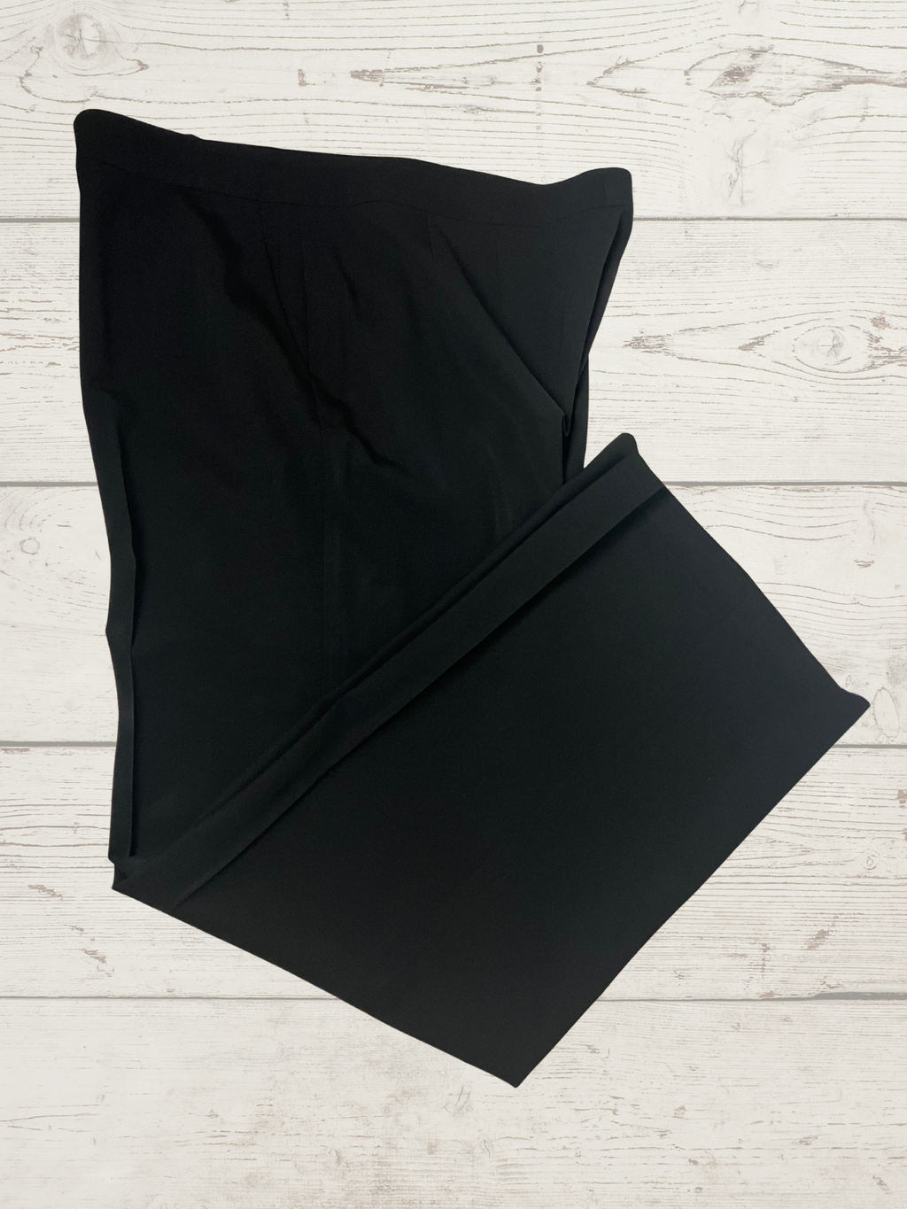 St. John — Wide-Leg Trousers | Caviar collection, sharp front crease · Sz 14
