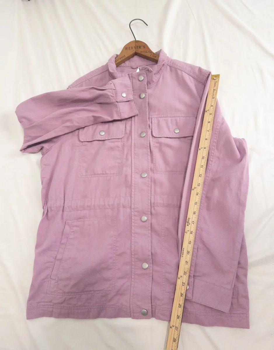 GAP — Jacket | Not every pink jacket asks to be taken seriously — this one insists · Sz XL