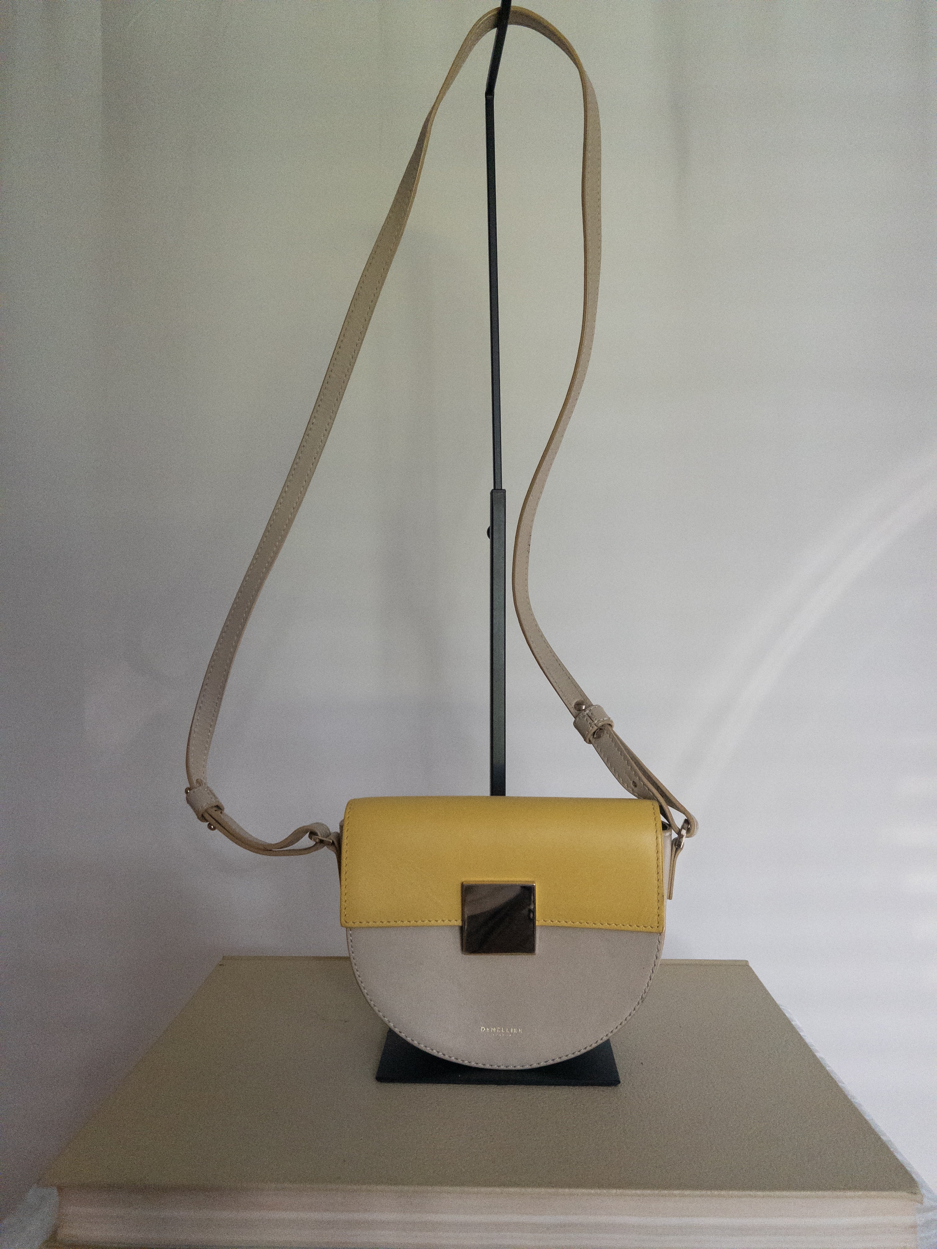 DeMellier London — Bag | Not every bag asks for attention — this one earns it · Sz OS