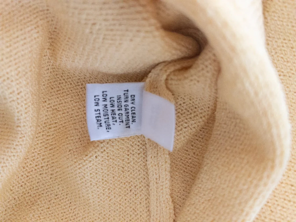 St. John — Skirt | Power dressing never required a single sharp edge · Sz 12