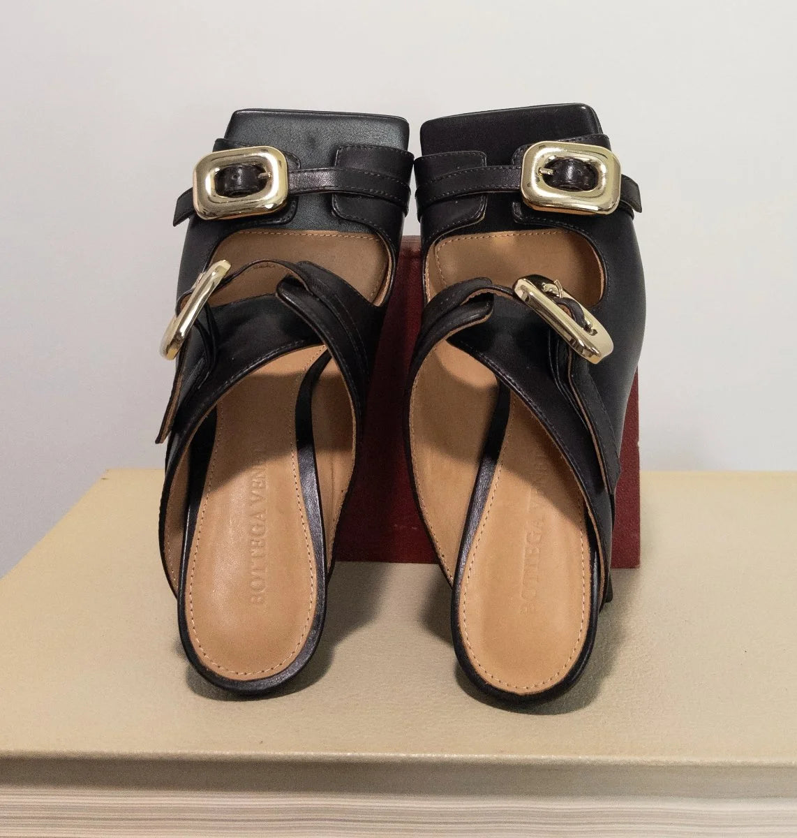 Bottega Veneta — Heels | Bottega doesn't beg for attention — and neither do you · Sz 7 (37EU)