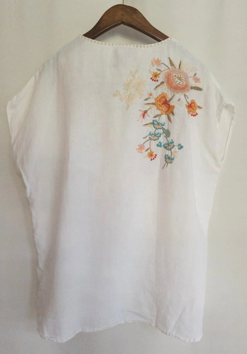 Johnny Was — Blouse | Embroidery this considered doesn't happen by accident · Sz XL