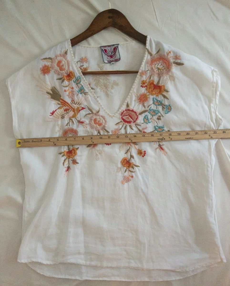 Johnny Was — Blouse | Embroidery this considered doesn't happen by accident · Sz XL