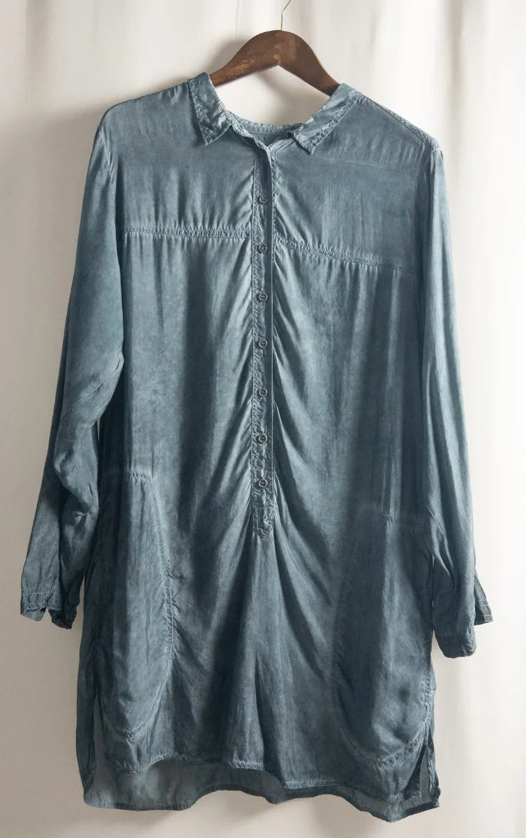 Pete&greta by Johnny Was — Blouse | Not every blouse remembers how to move. This one does · Sz L