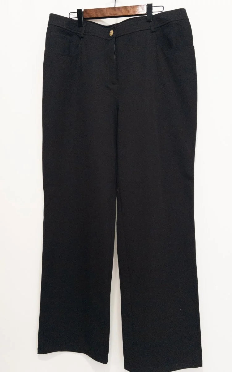 St. John — Tailored pants | Monogrammed by someone who never needed to explain themselves · Sz 14