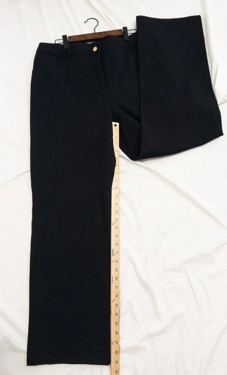 St. John — Tailored pants | Monogrammed by someone who never needed to explain themselves · Sz 14