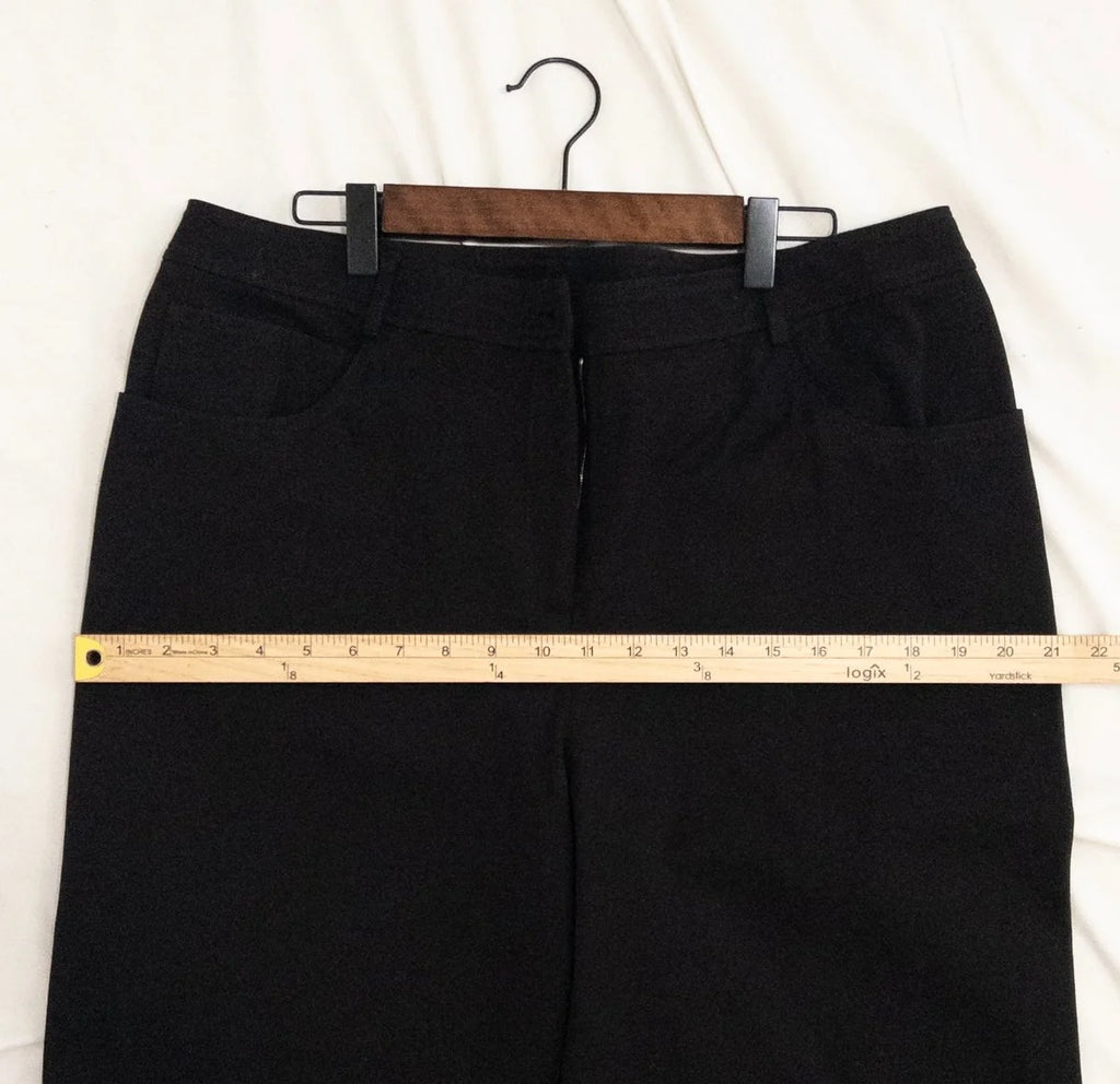 St. John — Tailored pants | Monogrammed by someone who never needed to explain themselves · Sz 14
