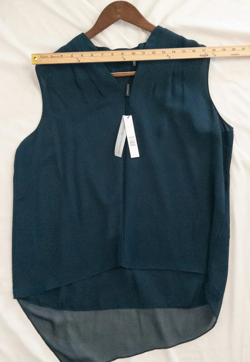 Elie Tahari — Blouse | Silk doesn't whisper. This one commands the room · Sz XL