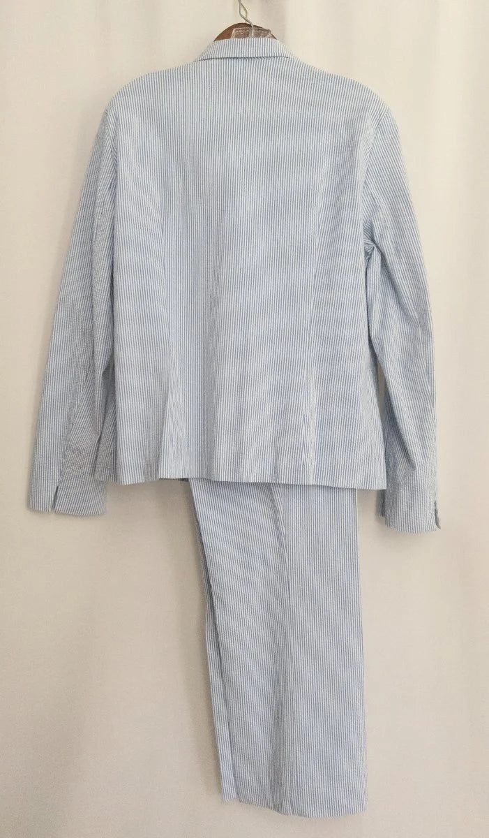 Lauren Ralph Lauren — Two-piece suit | Summer has a uniform. This is it · Sz Top XL Pant 16